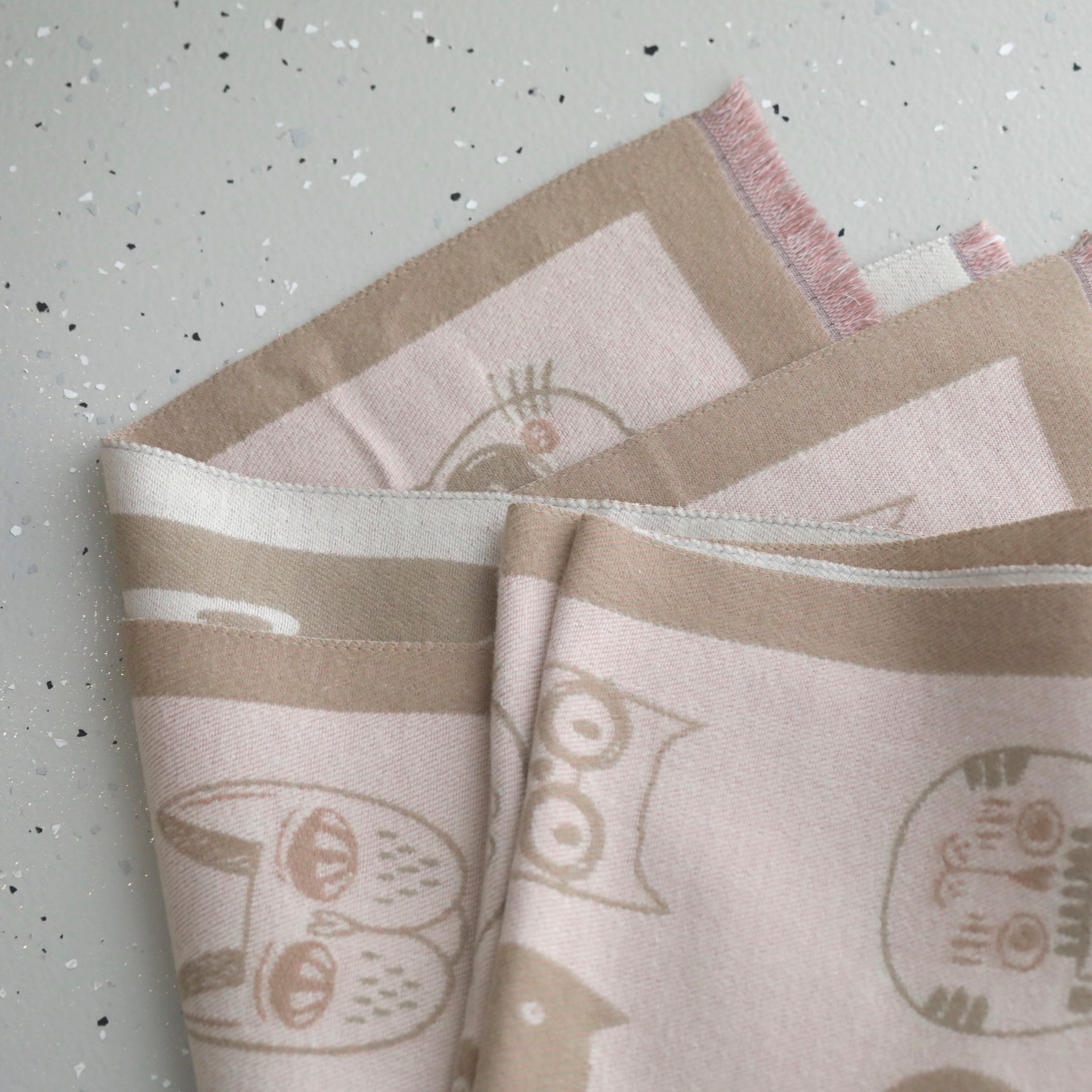 Jacquard 'Cats' Cashmere Pashminas Scarfs