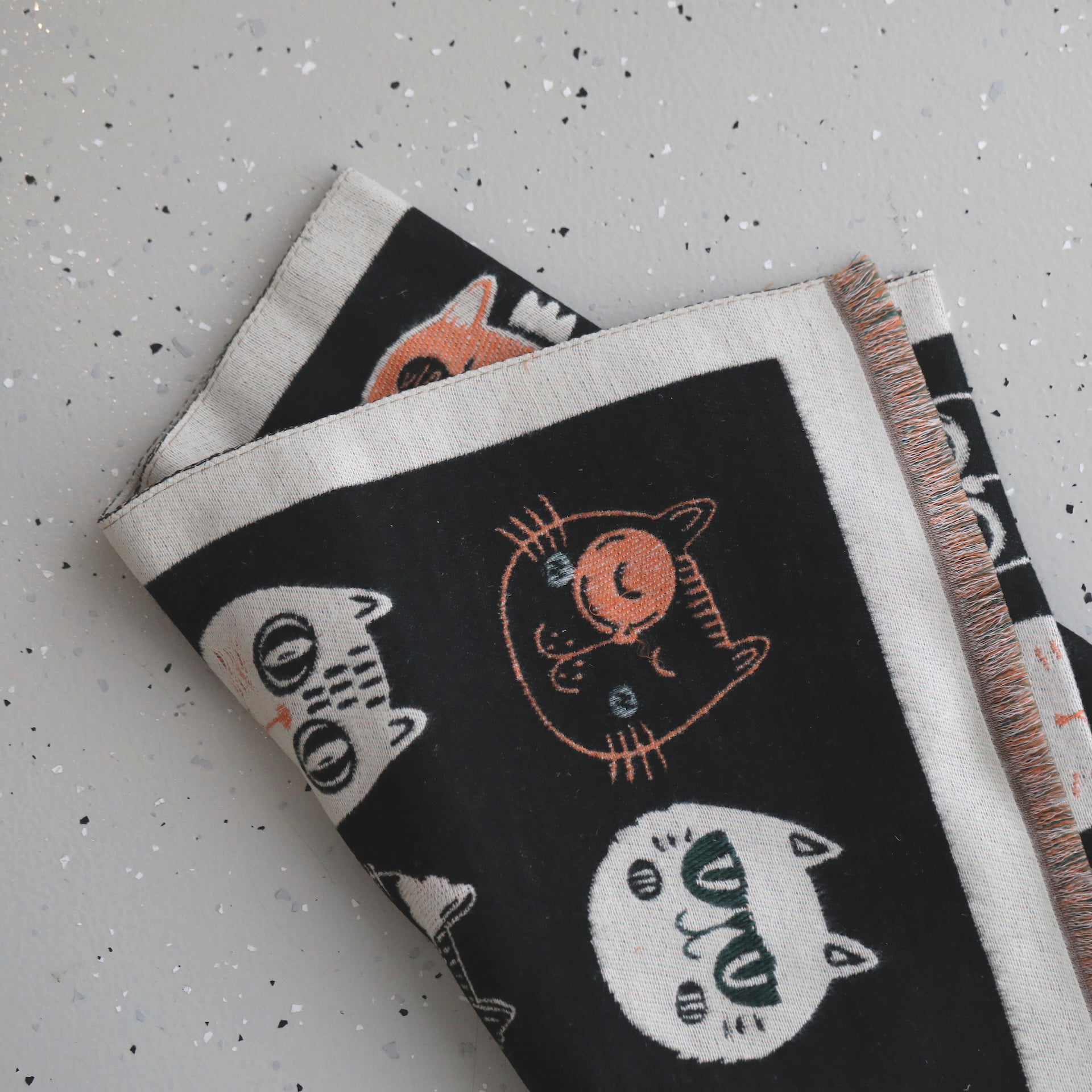 Jacquard 'Cats' Cashmere Pashminas Scarfs