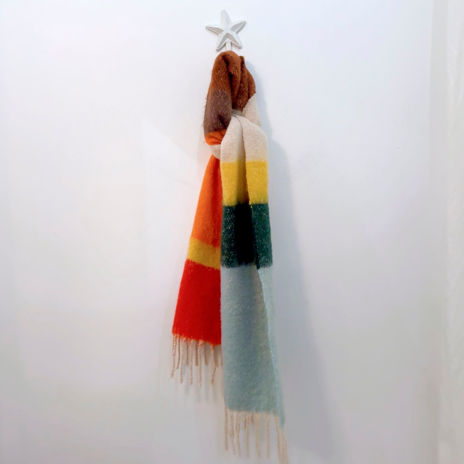 Cozy Cashmere & Wool Scarf by Mrs V – Luxurious Warmth and Style