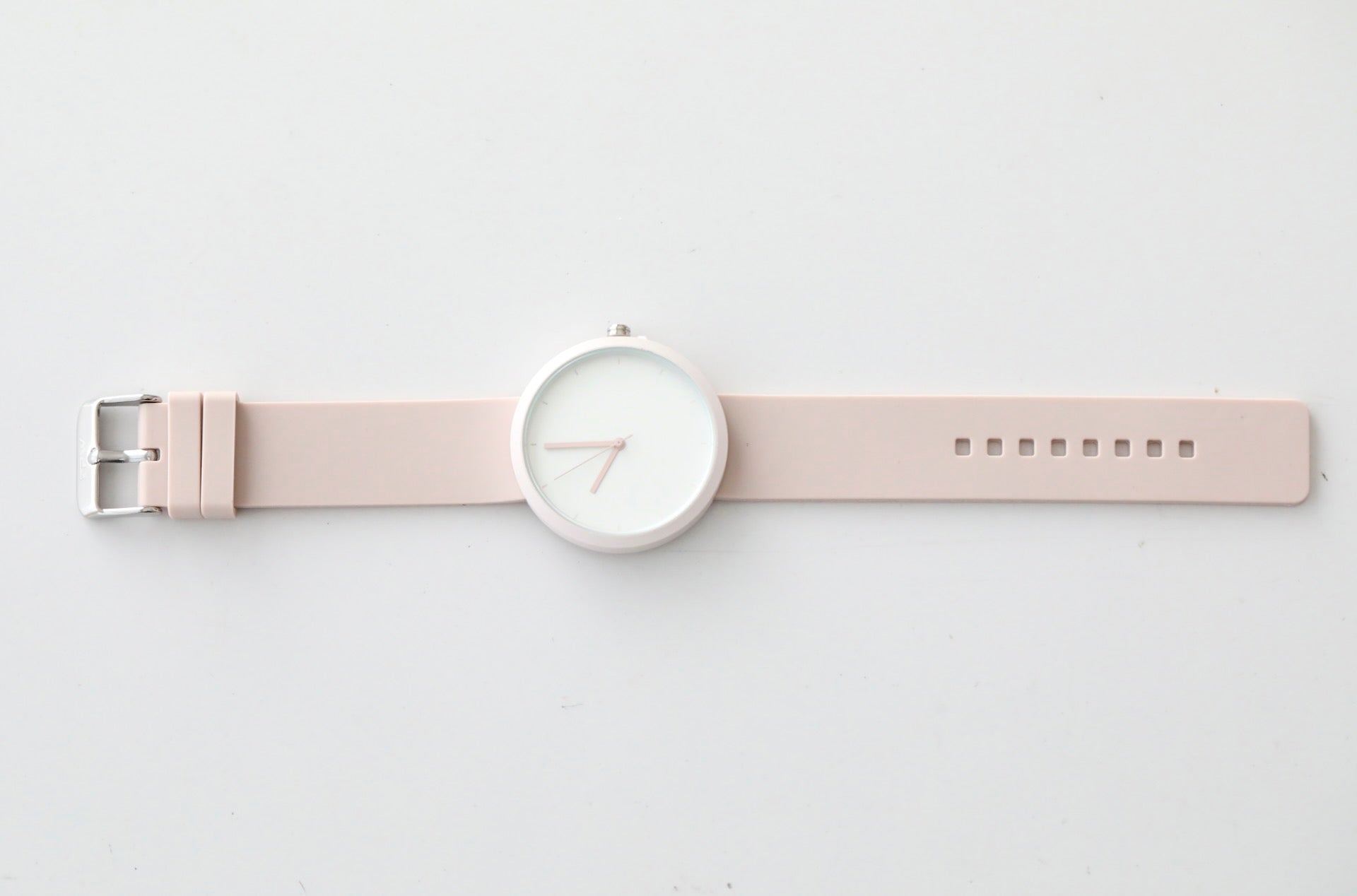 Minimalist Pink Quartz Wristwatches